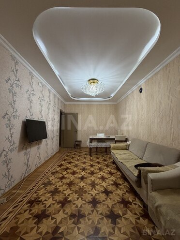 Продаётся 4-комн. вторичка 100 м², пос. Бакиханова, photo 1 from 18
