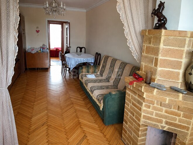 Сдаётся 2-комн. вторичка 55 м², м. Элмляр Академиясы, photo 3 from 9
