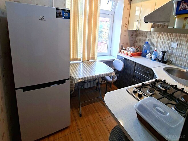 Satılır 1 otaqlı köhnə tikili 35 m², Neftçilər m., photo 13 from 22