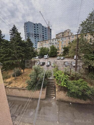 Satılır 2 otaqlı köhnə tikili 55 m², Memar Əcəmi m., photo 14 from 17
