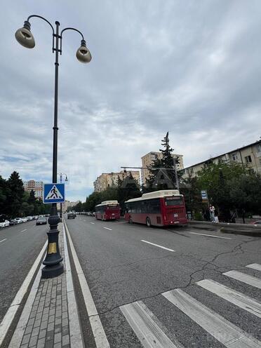 Satılır 2 otaqlı köhnə tikili 55 m², Memar Əcəmi m., photo 16 from 17