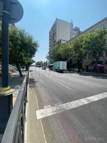Satılır  obyekt 90 m², 28 May m., photo 1 from 16