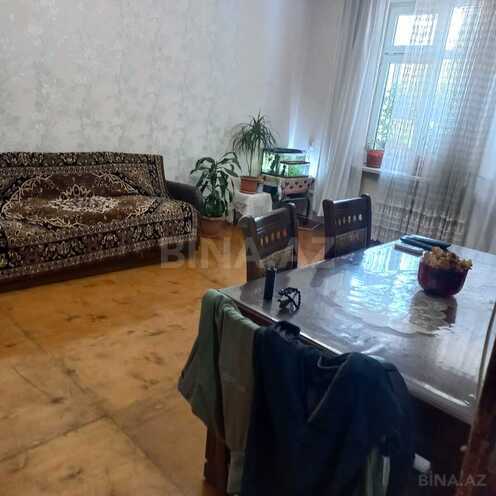 Сдаётся 2-комн. вторичка 60 м², м. Кара Караев, photo 1 from 19