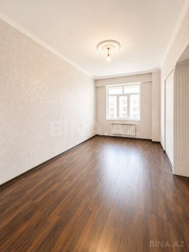 Продаётся 3-комн. новостройка 72 м², м. Насими, photo 1 from 10