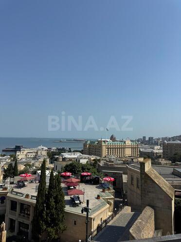 Сдаётся 3-комн. вторичка 150 м², м. Ичеришехер, photo 13 from 26
