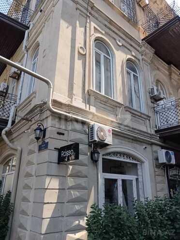 İcarəyə verilir 2 otaqlı köhnə tikili 20 m², Nəsimi r., photo 1 from 17