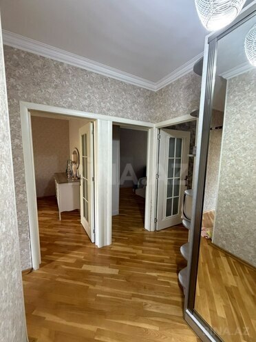Продаётся 3-комн. вторичка 85 м², м. Ази Асланов, photo 13 from 16