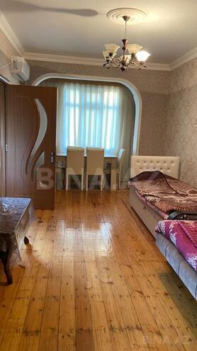 Satılır 2 otaqlı köhnə tikili 55 m², Memar Əcəmi m., photo 1 from 11