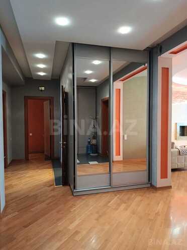 Продаётся 4-комн. вторичка 190 м², м. Элмляр Академиясы, photo 10 from 28