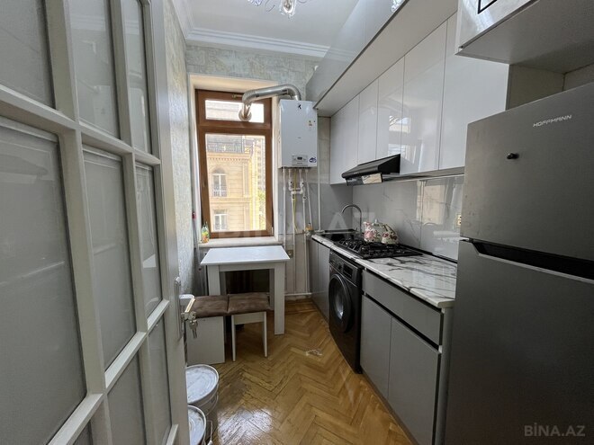 Satılır 2 otaqlı köhnə tikili 52 m², Bayıl q., photo 11 from 17