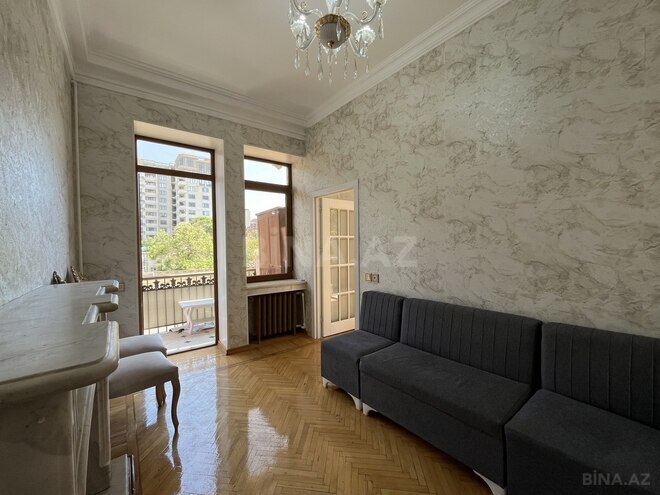 Satılır 2 otaqlı köhnə tikili 52 m², Bayıl q., photo 5 from 17