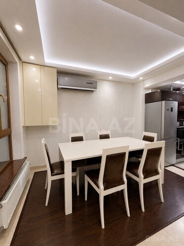 Сдаётся 2-комн. вторичка 65 м², м. Низами, photo 6 from 11