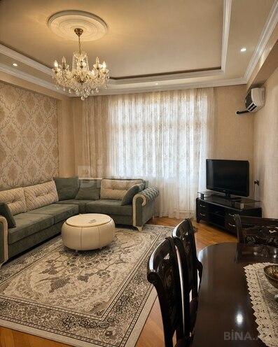 Сдаётся 3-комн. новостройка 125 м², м. Низами, photo 1 from 23