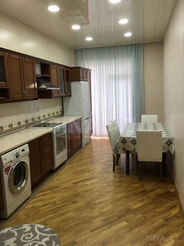 Сдаётся 3-комн. новостройка 150 м², Насиминский  р., photo 7 from 13