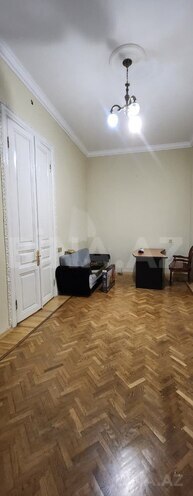 İcarəyə verilir 4 otaqlı köhnə tikili 170 m², 28 May m., photo 19 from 31