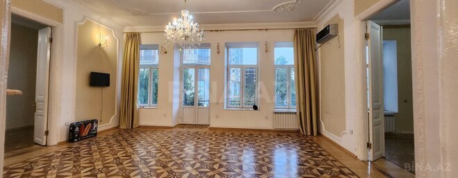 İcarəyə verilir 4 otaqlı köhnə tikili 170 m², 28 May m., photo 5 from 31