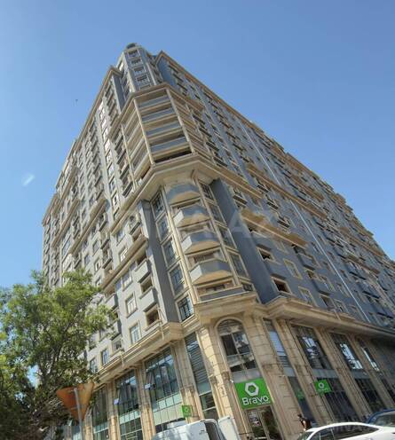 Satılır 4 otaqlı yeni tikili 156 m², 8-ci mikrorayon q., photo 3 from 7