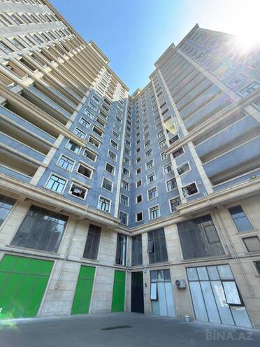 Satılır 4 otaqlı yeni tikili 156 m², 8-ci mikrorayon q., photo 1 from 7