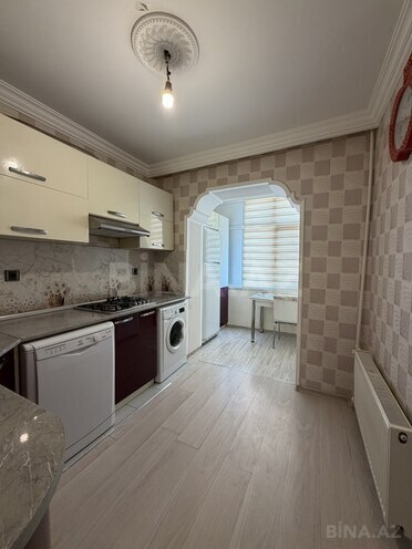 Satılır 3 otaqlı köhnə tikili 85 m², Bakıxanov q., photo 13 from 19