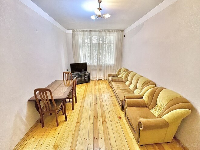 Satılır 3 otaqlı köhnə tikili 85 m², Qara Qarayev m., photo 12 from 15