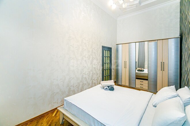 İcarəyə verilir 3 otaqlı köhnə tikili 98 m², Sahil m., photo 17 from 32
