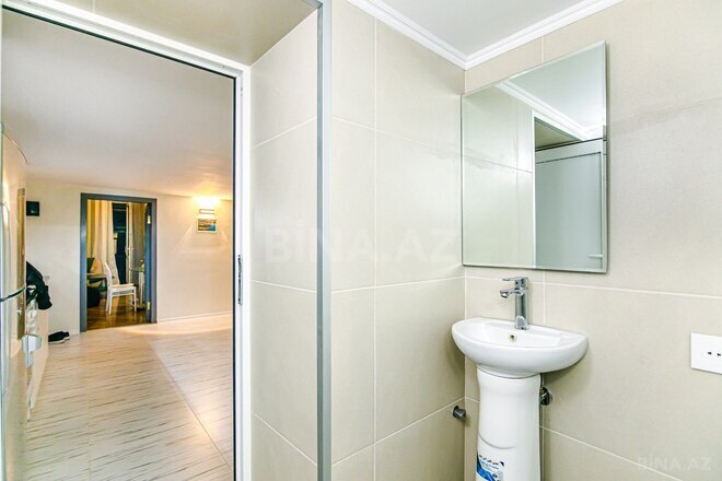 İcarəyə verilir 3 otaqlı köhnə tikili 98 m², Sahil m., photo 29 from 32