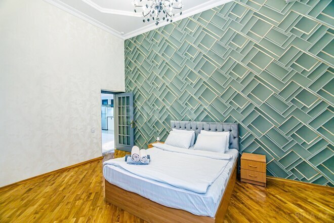 İcarəyə verilir 3 otaqlı köhnə tikili 98 m², Sahil m., photo 18 from 32
