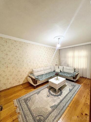 Продаётся 4-комн. вторичка 110 м², пос. 8-й мкр, photo 1 from 26