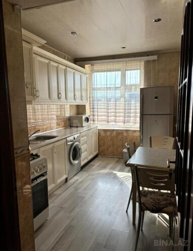 Сдаётся 3-комн. вторичка 75 м², м. 8 ноября, photo 8 from 19