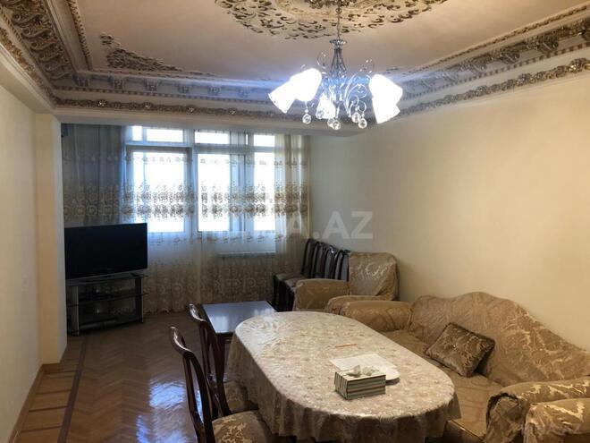 Продаётся 4-комн. вторичка 125 м², м. Элмляр Академиясы, photo 1 from 19