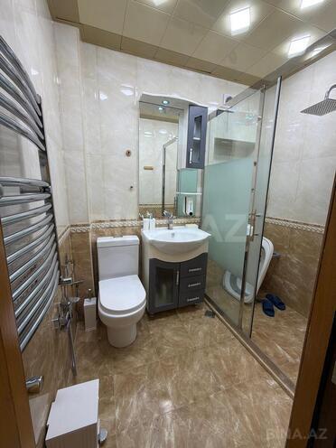 Продаётся 3-комн. вторичка 80 м², м. Нефтчиляр, photo 18 from 22