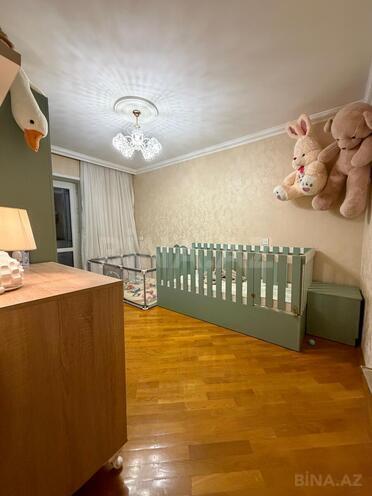 Продаётся 3-комн. вторичка 80 м², м. Нефтчиляр, photo 9 from 22