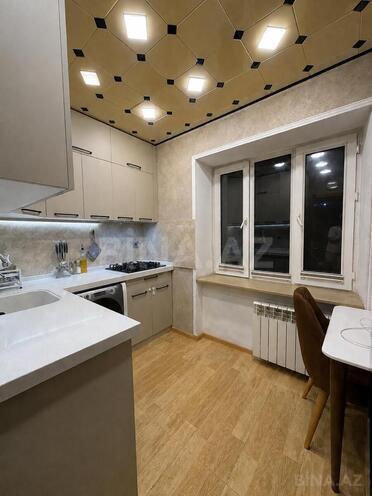 Продаётся 3-комн. вторичка 80 м², м. Нефтчиляр, photo 12 from 22