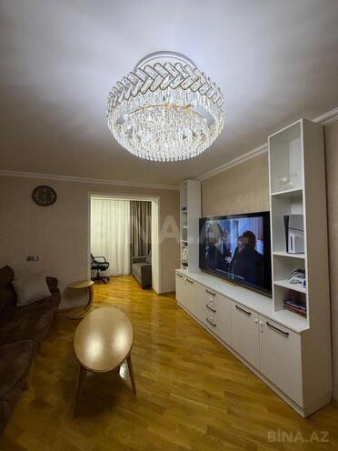 Продаётся 3-комн. вторичка 80 м², м. Нефтчиляр, photo 6 from 22