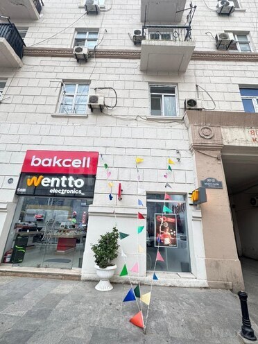 Продаётся 1-комн. вторичка 36 м², м. Элмляр Академиясы, photo 9 from 14