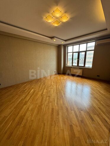 Satılır 4 otaqlı yeni tikili 230 m², Sahil m., photo 7 from 25