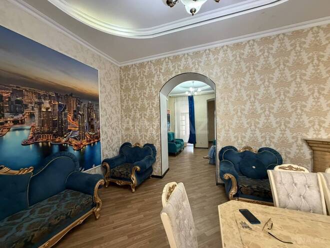 Satılır 4 otaqlı köhnə tikili 130 m², İçəri Şəhər m., photo 3 from 24