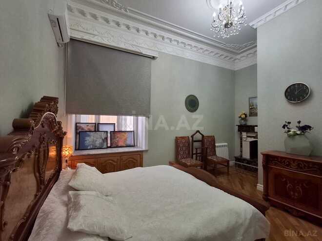 Satılır 5 otaqlı köhnə tikili 150 m², Sahil m., photo 14 from 29