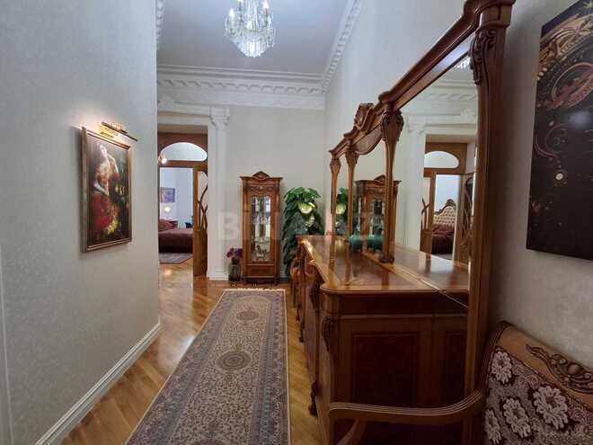 Satılır 5 otaqlı köhnə tikili 150 m², Sahil m., photo 20 from 29