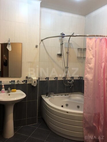 Сдаётся 3-комн. новостройка 145 м², м. 8 ноября, photo 11 from 14