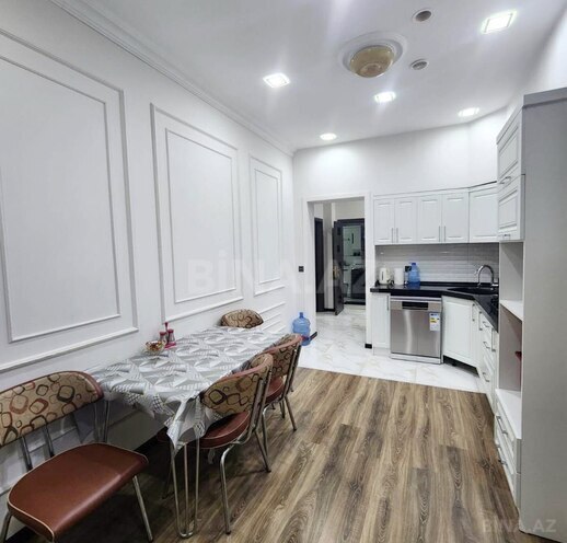 Сдаётся 3-комн. новостройка 110 м², Насиминский  р., photo 10 from 16