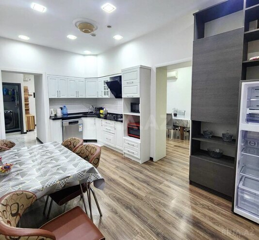 Сдаётся 3-комн. новостройка 110 м², Насиминский  р., photo 11 from 16