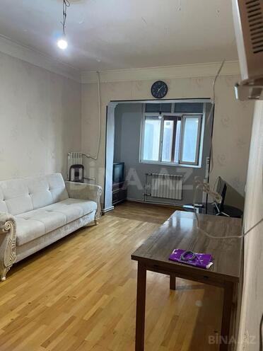 Satılır 2 otaqlı köhnə tikili 50 m², 8-ci mikrorayon q., photo 3 from 9