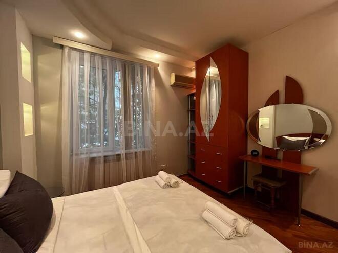 İcarəyə verilir 3 otaqlı yeni tikili 80 m², İçəri Şəhər m., photo 8 from 20