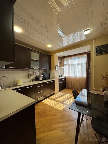 Satılır 4 otaqlı köhnə tikili 100 m², Bakıxanov q., photo 15 from 17