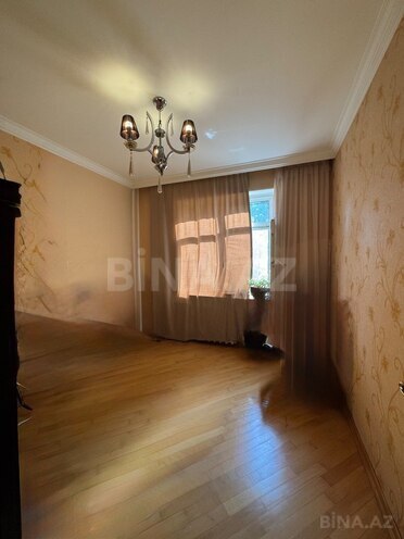 Satılır 4 otaqlı köhnə tikili 100 m², Bakıxanov q., photo 10 from 17