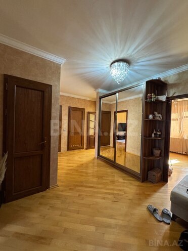 Satılır 4 otaqlı köhnə tikili 100 m², Bakıxanov q., photo 6 from 17