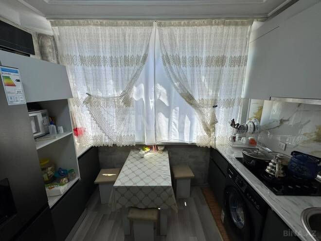 Продаётся 2-комн. вторичка 41 м², м. Кара Караев, photo 8 from 13