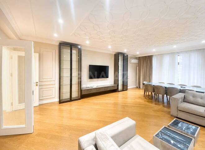Сдаётся 3-комн. новостройка 180 м², Сабаильский р., photo 3 from 16
