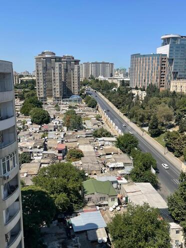 İcarəyə verilir 3 otaqlı yeni tikili 115 m², 28 May m., photo 1 from 18
